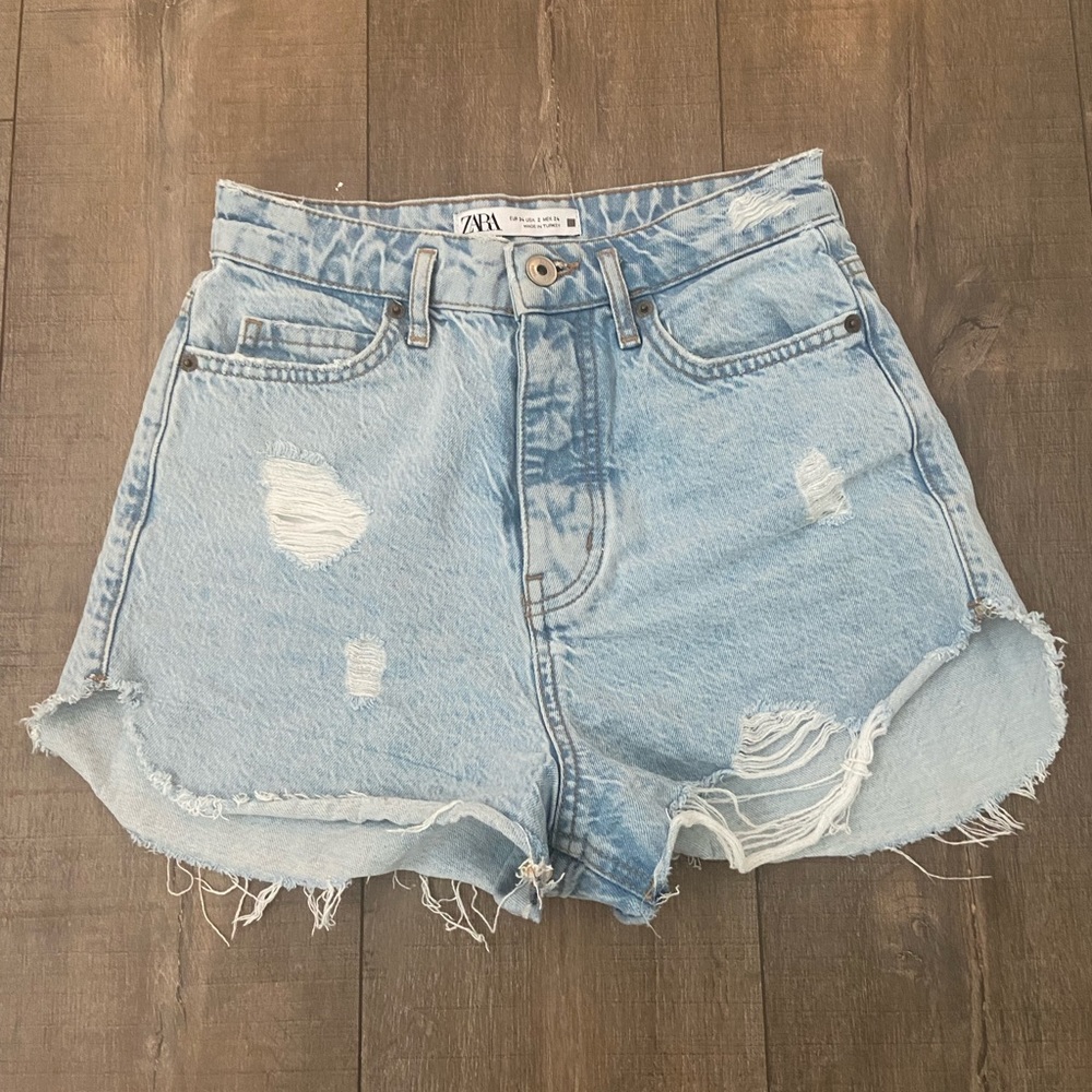 Zara High rise ripped shorts